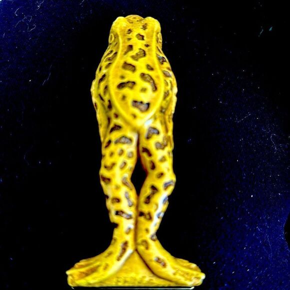 Vintage new in box C.A. Daniel’s collectible Toad razor yellow black enamel - Picture 1 of 4